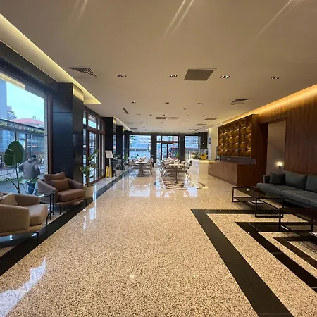 Istanblu Hotel&spa 호텔