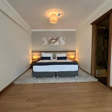 Istanblu Hotel&spa 4* 伊兹密尔