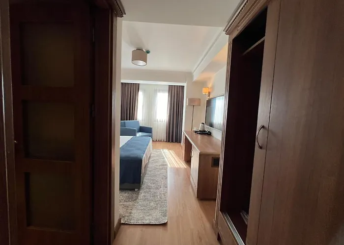 מלון Istanblu Hotel&spa איזמיר