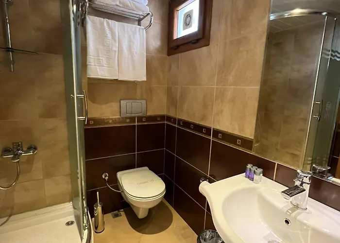 Istanblu Hotel&spa מלון 4*