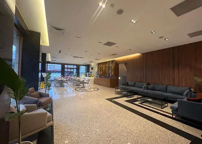 Istanblu Hotel&spa 4* Esmirna